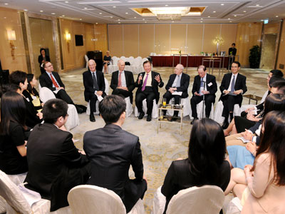 Kwok Scholarships Roundtable and Annual Dinner 2015 - 71